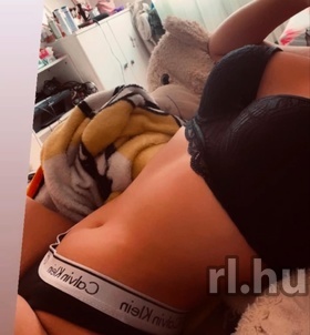 Jenny (20 éves) - Telefon: +36 20 / 803-4714 - Zalaegerszeg