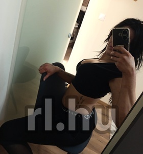 Jenny (21+ éves) - Telefon: +36 30 / 425-1198 - Salgótarján