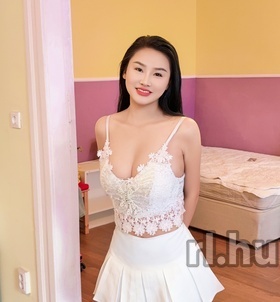 Julia (23 éves, Nő) - Telefon: +36 70 / 153-9740 - Budapest, VI., szexpartner