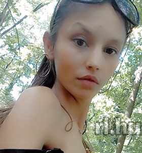 Kamila Szolnok szexpartner lányok