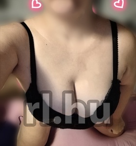 Szeged, Kamilla 06209714384