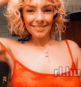 Kamilla Fót escort Mädchen