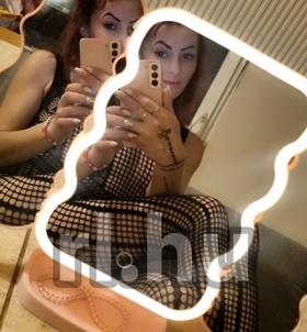 Mosonmagyar�v�r, Kamilla 06701723863