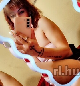 Kamilla (28 éves) - Telefon: +36 70 / 172-3863 - Mosonmagyaróvár