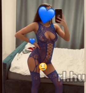 Karina (20+ éves) - Telefon: +36 20 / 614-8815 - Székesfehérvár