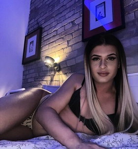 Szolnok, Karla 06307312542