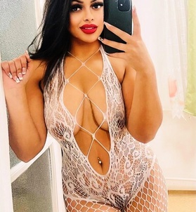 Karla Gyöngyös escort girls