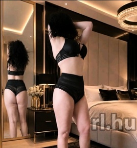 Karmen (35 éves) - Telefon: +36 70 / 752-9962 - Erdőkertes