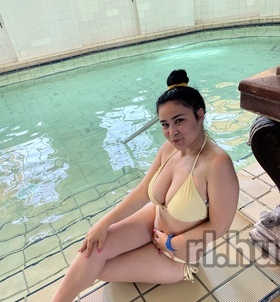 Karolina Budapest escort Mädchen