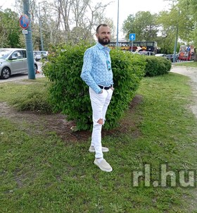 Kétkezeserotikusmasszázs (38 éves, Férfi) - Telefon: +36 30 / 370-5228 - Budapest, XIV. Kőbánya , szexpartner