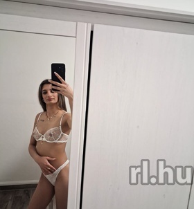 Ketrin (20 éves) - Telefon: +36 20 / 805-1498 - Isaszeg