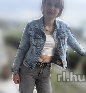 Ketrin (19 éves) - Telefon: +36 20 / 911-4353 - Pécs