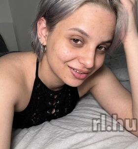 Ketrin (19 éves, Nő) - Telefon: +36 20 / 911-4353 - Pécs, szexpartner