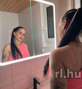 Ketrin (37 éves) - Telefon: +36 30 / 716-7917 - Szombathely
