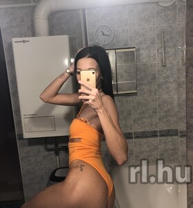 Ketrin (22+ éves) - Telefon: +36 70 / 145-2433 - Szeged