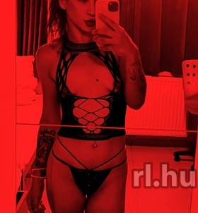 Kiara (25 éves, Nő) - Telefon: +36 20 / 973-4429 - Budapest, szexpartner