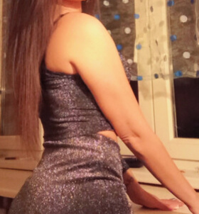Kinga (20+ éves) - Telefon: +36 20 / 581-0574 - Székesfehérvár