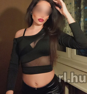 Sz�kesfeh�rv�r, Kinga 06205810574