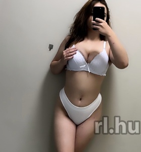 Kinga (20+ éves) - Telefon: +36 30 / 461-3950 - Szeged