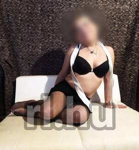 Kinguci (40 éves) - Telefon: +36 70 / 640-7990 - Komló