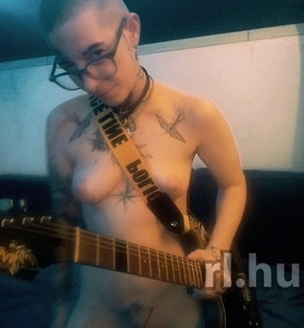 Kira (34 éves, Nő) - Telefon: +36 70 / 533-8213 - Budapest, VII., szexpartner