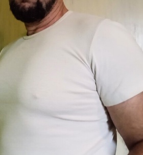 Kiron (45 éves) - Telefon: +36 70 / 948-7745 - Budapest