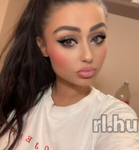 Sz�kesfeh�rv�r, Kitti 06208225928