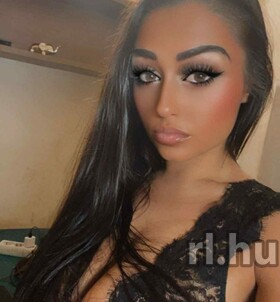 Sz�kesfeh�rv�r, Kitti 06208225928