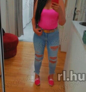 Sz�kesfeh�rv�r, Kitti 06208262006