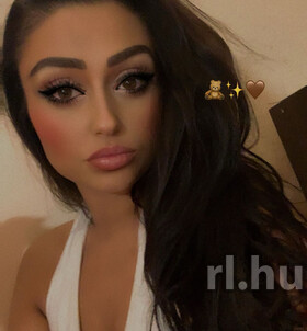 Sz�kesfeh�rv�r, Kitti 06208262006