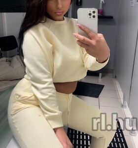 Sz�kesfeh�rv�r, Kitti 06701536216