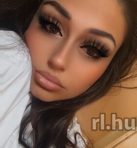 Sz�kesfeh�rv�r, Kitti 06701536216