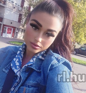 Sz�kesfeh�rv�r, Kitti 06701536216