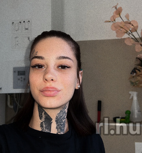 Kitti (23 éves) - Telefon: +36 70 / 234-8367 - Budapest, V