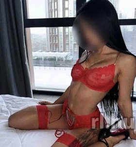Kitty Szombathely massz�zs l�nyok