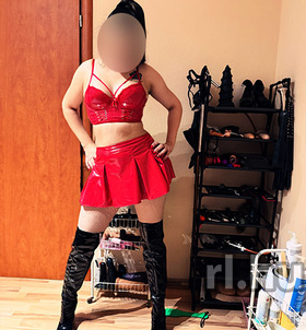 Kittyluxxx Budapest BDSM girls