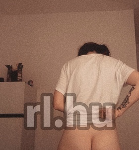 Kriszti (20 éves) - Telefon: +36 30 / 101-0154 - Budapest, II