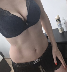 Budapest, Kriszti 06301610956