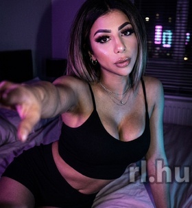 Lana Budapest escort Mädchen