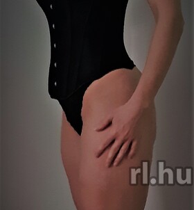 Lara Szolnok escort girls