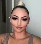 Lara Veszprém escort girls