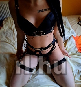 Lara (21 éves) - Telefon: +36 30 / 136-7327 - Dunakeszi