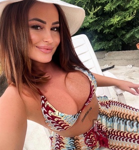 Lara Szeged escort girls