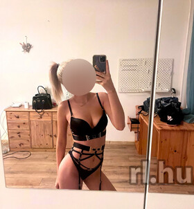 P�cs, Larina 06702369388