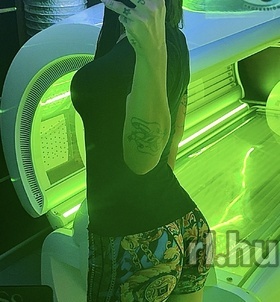 Larissza (19+ éves) - Telefon: +36 70 / 411-3800 - Szeged