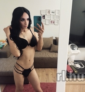 Budapest, Laura 06202014706