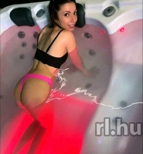 Laura Budapest Erotische Massage Mädchen