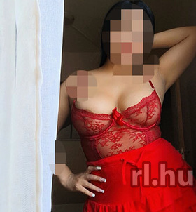 Mosonmagyar�v�r, Laura 06300959669