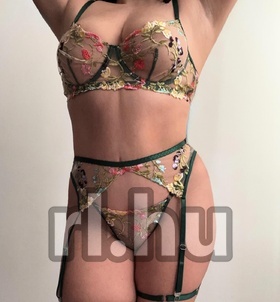 Laura Debrecen escort Mädchen