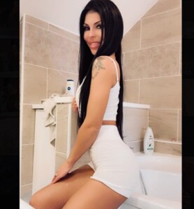 Szeged, Laura 06302095606